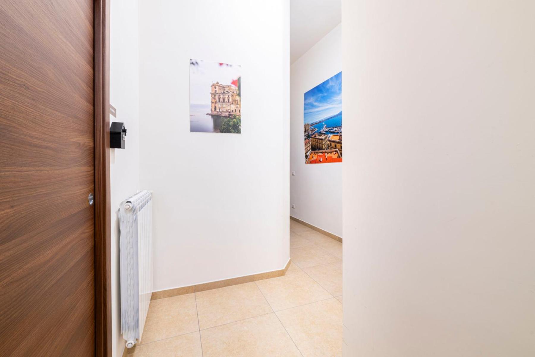 Corso 138 - Sleep & Fly - By Domusextra Bed & Breakfast Naples Exterior photo